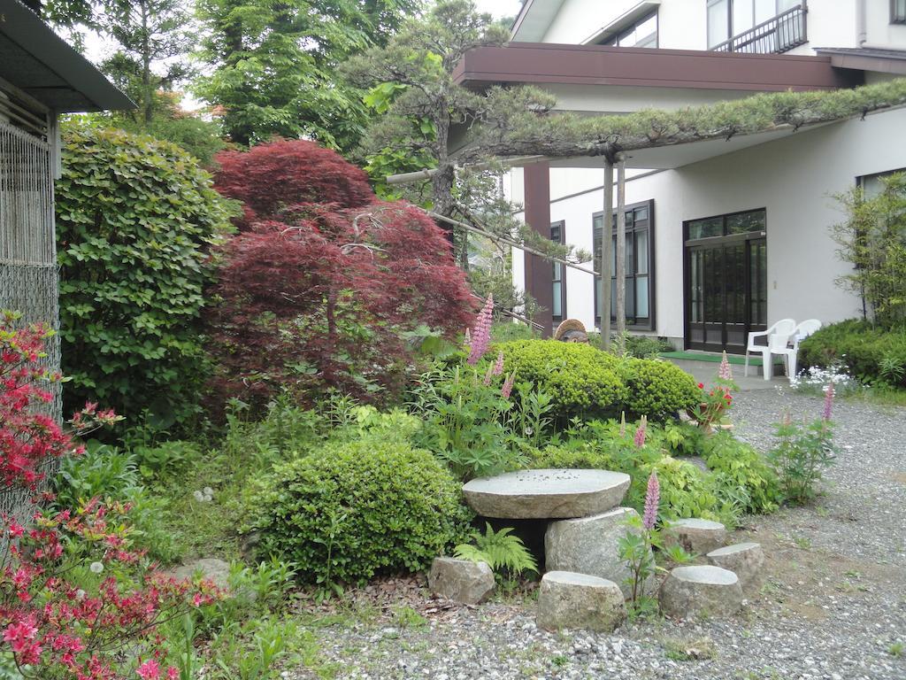 Yamanouchi Guest House Yamanakako Εξωτερικό φωτογραφία